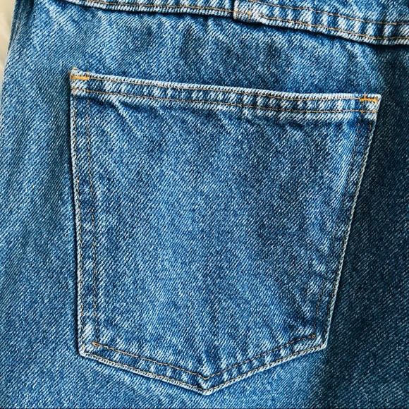 Vintage High Rise 90s Denim Medium Wash Bermuda Shorts - Picture 7 of 9